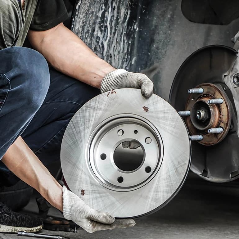 Diferencias clave entre frenos de disco y frenos de tambor.webp
