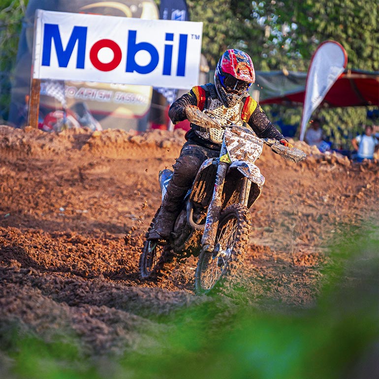 Pasión y adrenalina con nuestro piloto Vasko Durand.